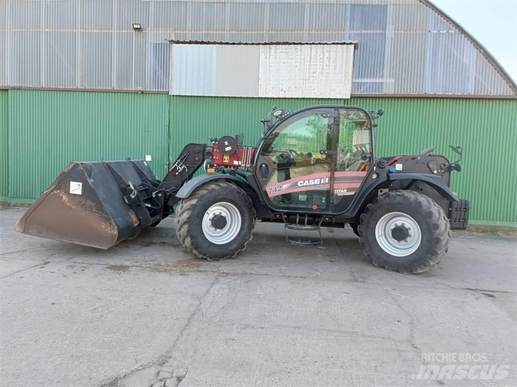 CASE 742 Farmlift Teleskoplæssere