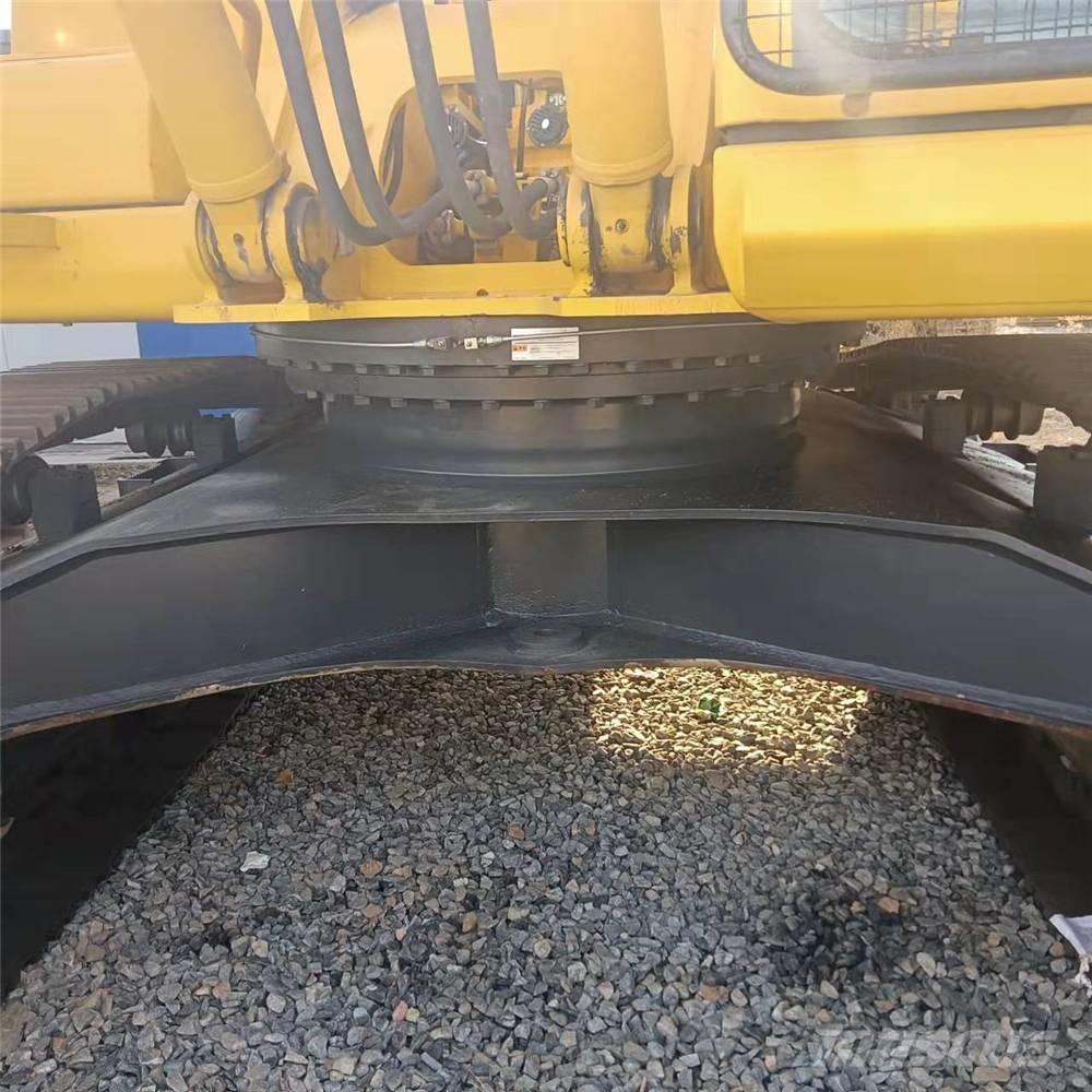 Komatsu PC350-7 Gravemaskiner på larvebånd