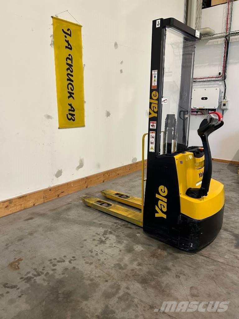 Yale MS 10 E, GEL Gaffelstabler med gående fører