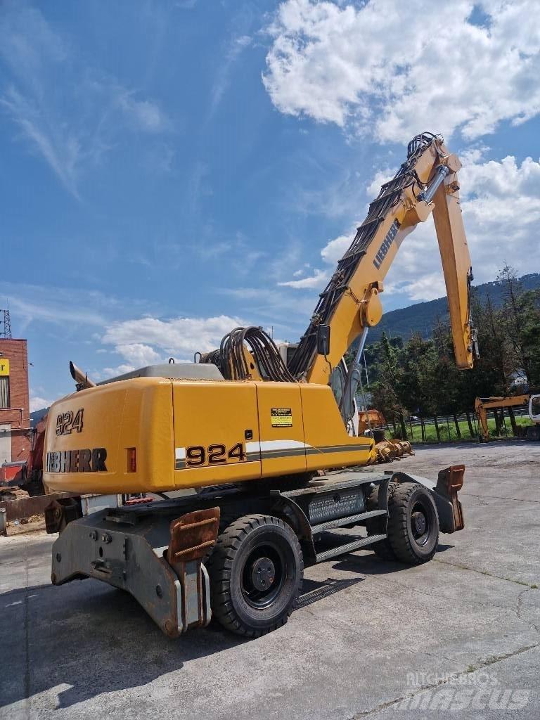 Liebherr A924C Materialehåndteringsmaskiner