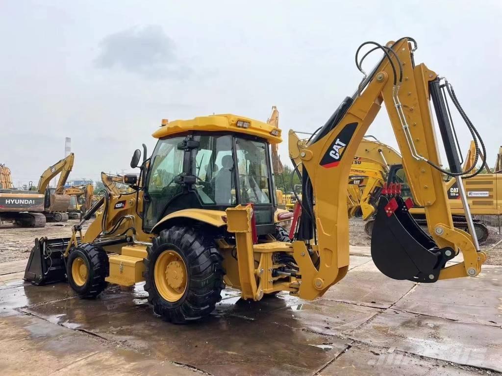 CAT 420 F Rendegravere