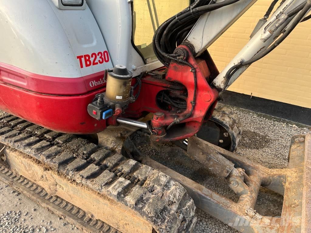 Takeuchi TB 320 Minigravemaskiner
