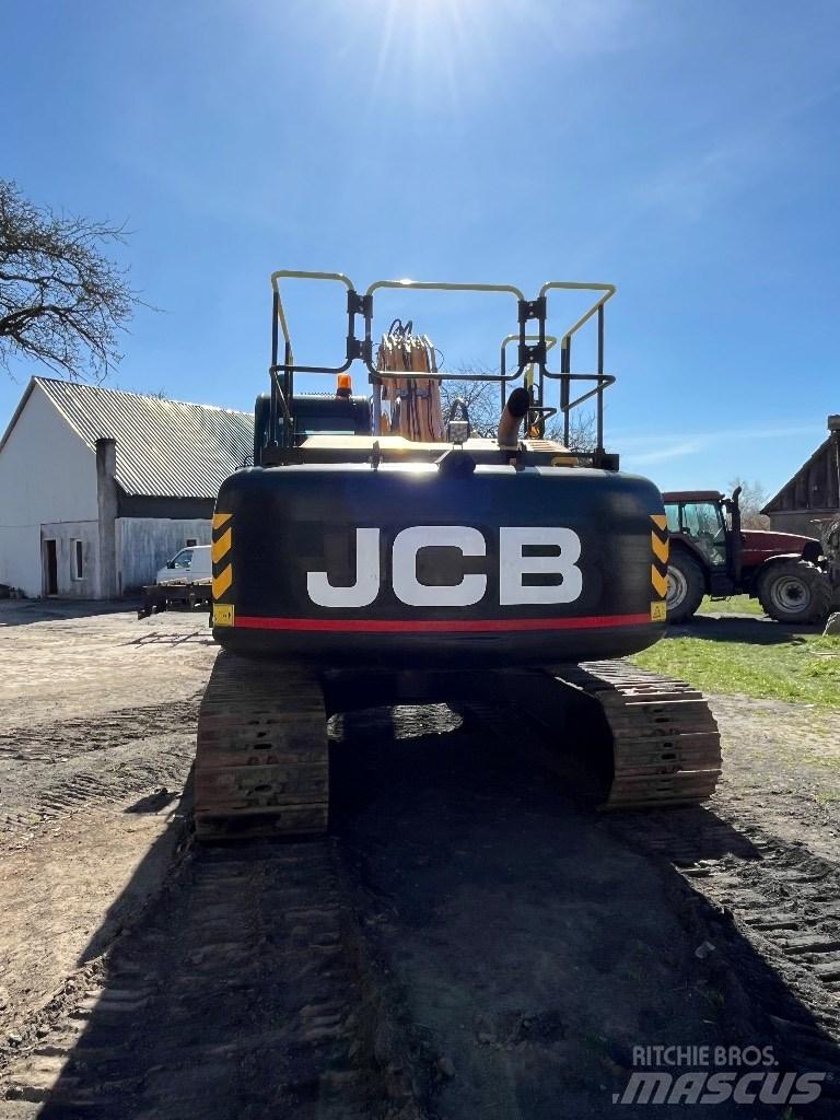 JCB JS 220 LC Gravemaskiner på larvebånd