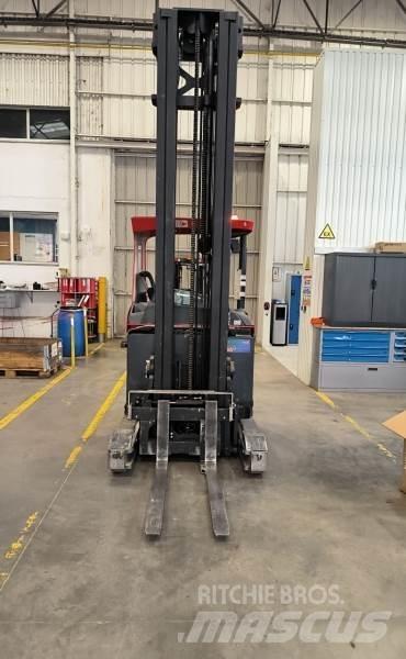 Manitou 8FBRE16 Selvkørende stablere