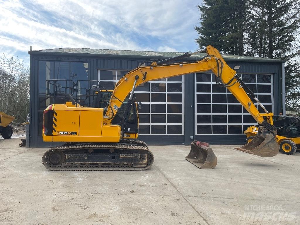 JCB 131 X Gravemaskiner på larvebånd