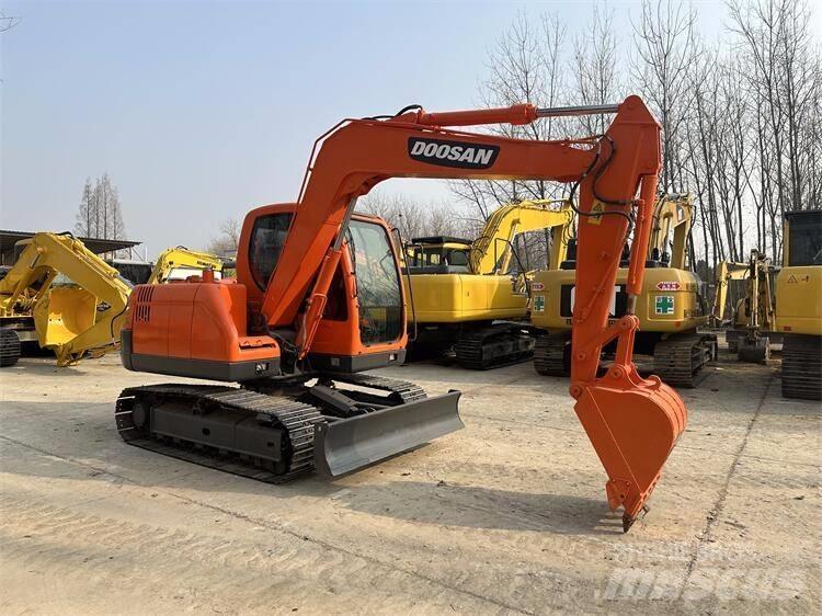 Doosan DX75 Minigravemaskiner