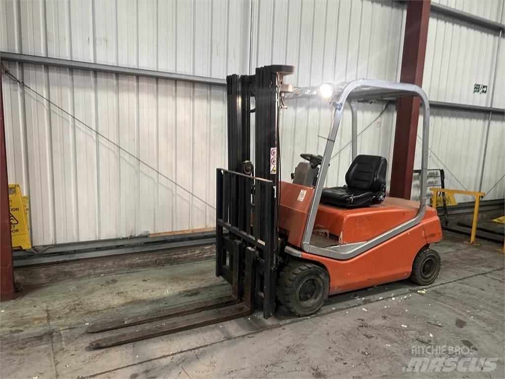BT CBE20F El gaffeltrucks