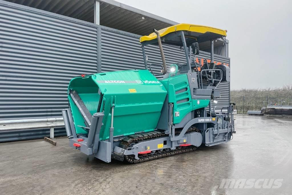 Vögele SUPER 1300-3I Asfaltudlæggere