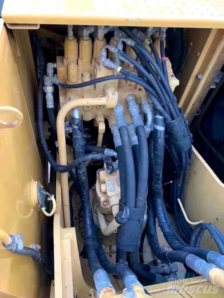 CAT 312 D Gravemaskiner på larvebånd