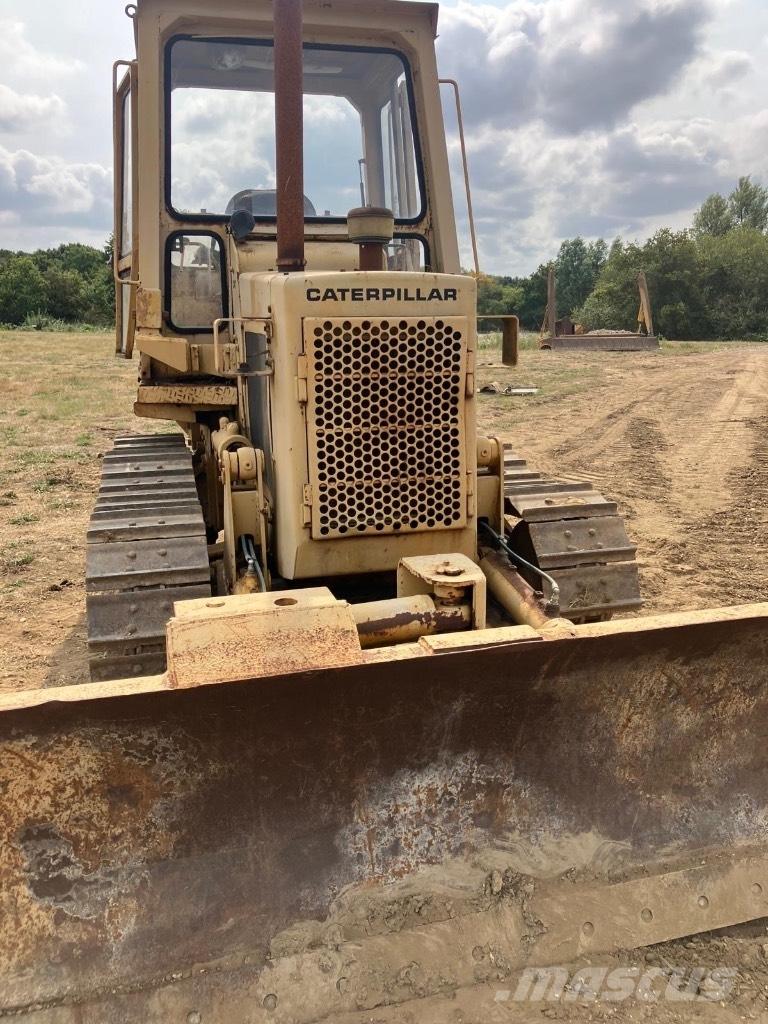 CAT D 3 B Bulldozer på larvebånd