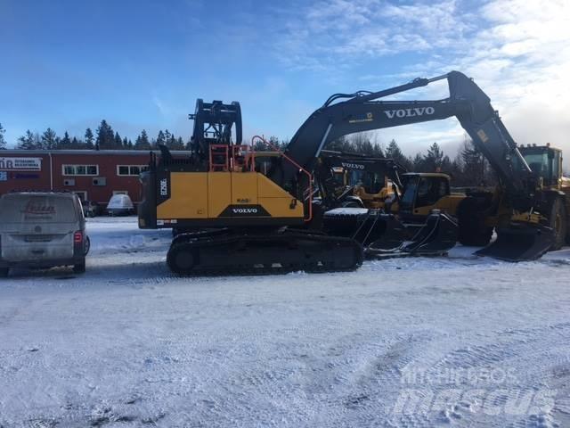 Volvo EC250EL Gravemaskiner på larvebånd