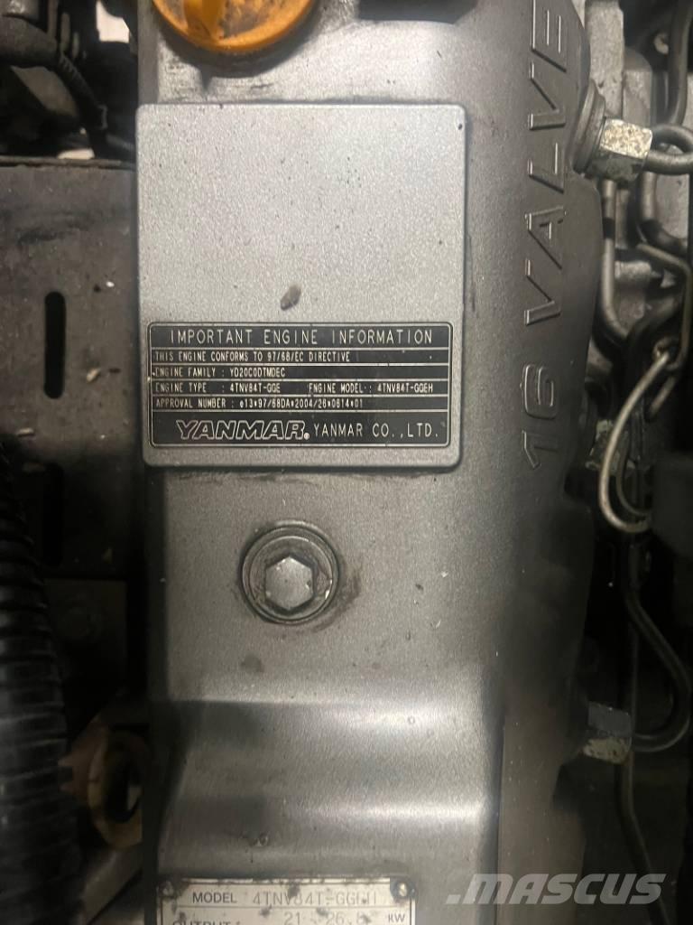 Yanmar 4TNV84T-GGEH Minigravemaskiner