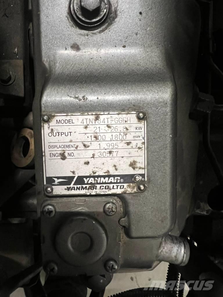 Yanmar 4TNV84T-GGEH Minigravemaskiner
