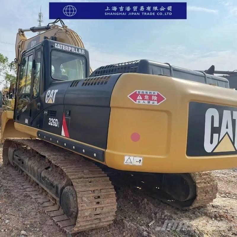 CAT 326 D Gravemaskiner på larvebånd