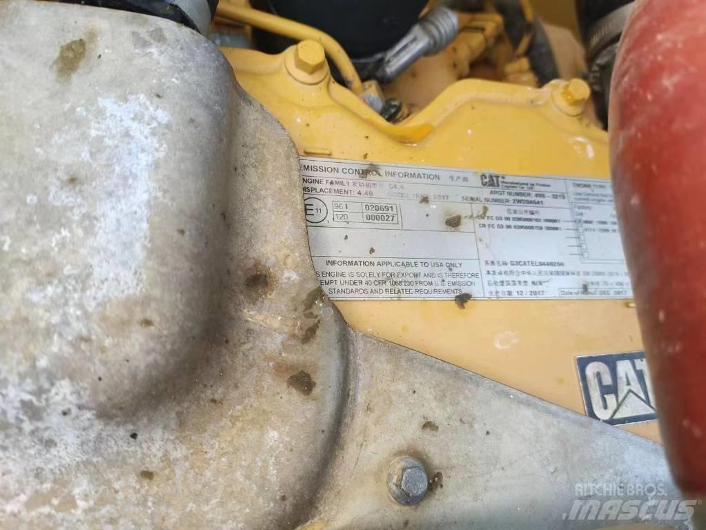 CAT 320GC Gravemaskiner på larvebånd