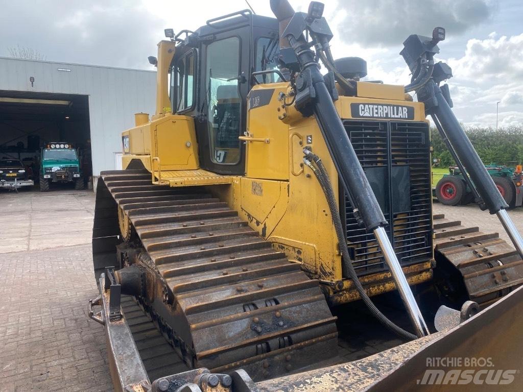 CAT D 6 T LGP Bulldozer på larvebånd
