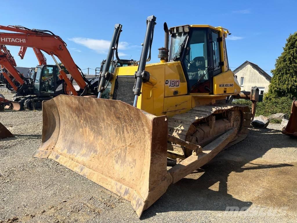 New Holland D180 Bulldozer på larvebånd