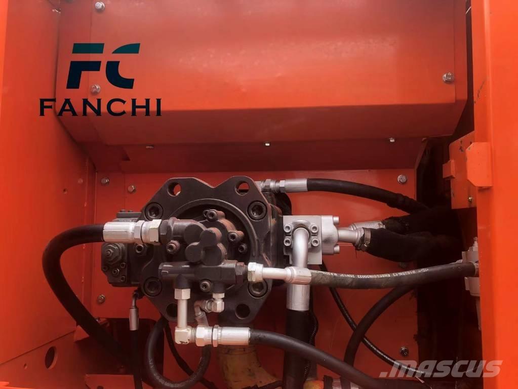 Doosan DX 225 LC Gravemaskiner på larvebånd