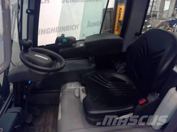 Jungheinrich EFG 215 El gaffeltrucks