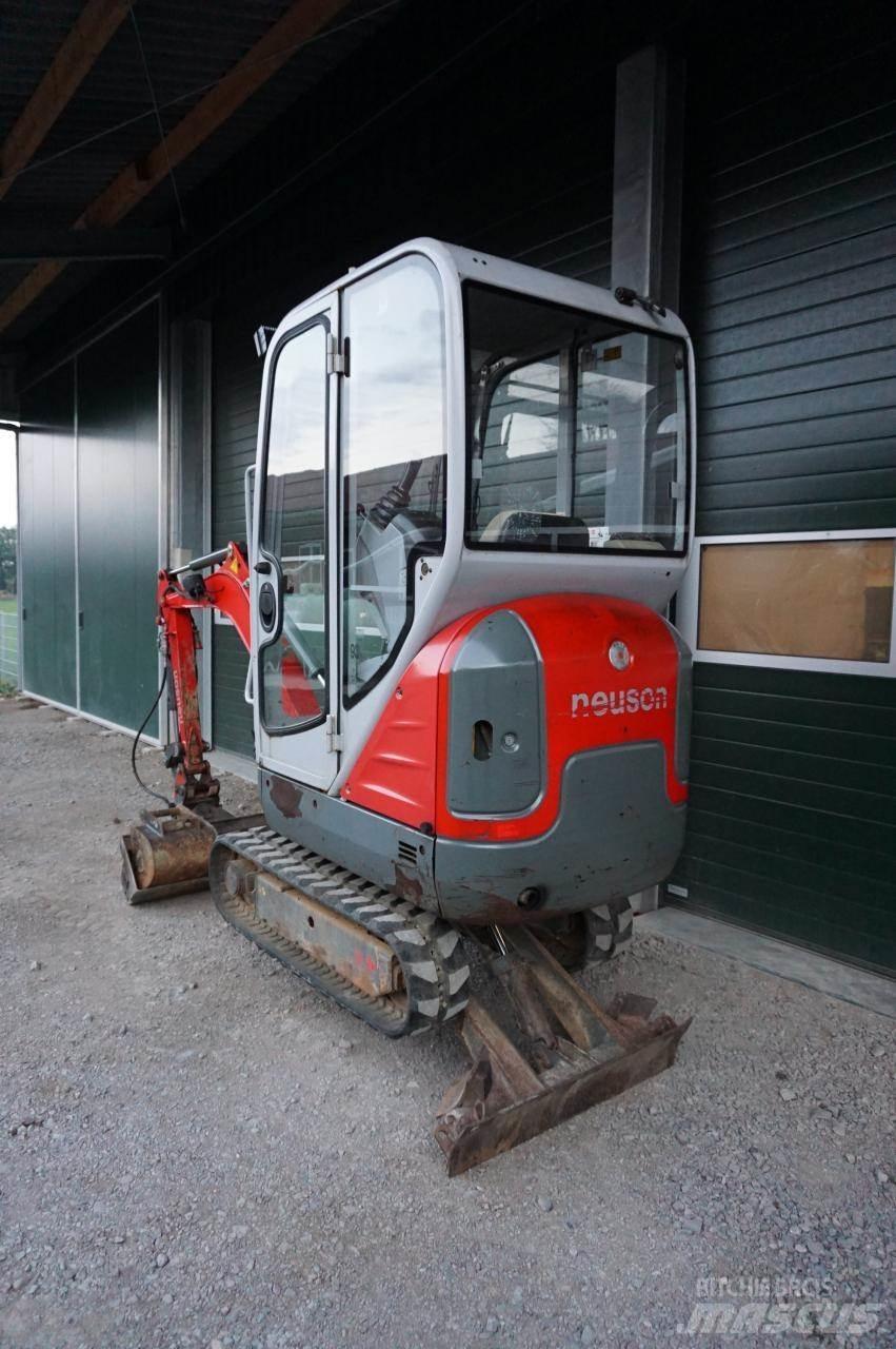 Neuson 1404 Gravemaskiner på hjul