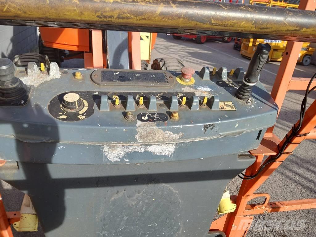 JLG 450 AJ Bomlifte med knækarm
