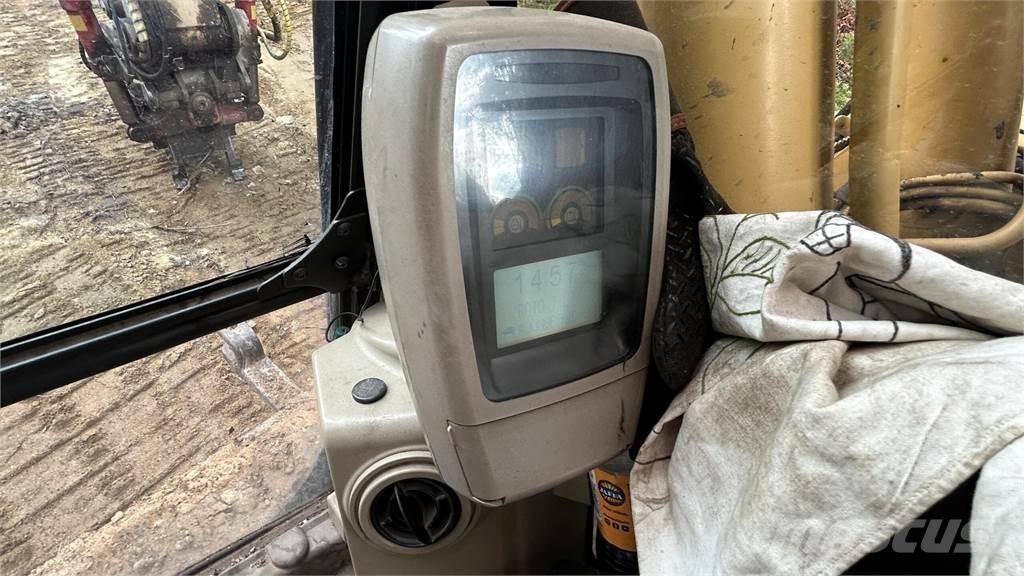 CAT 320C Gravemaskiner på larvebånd