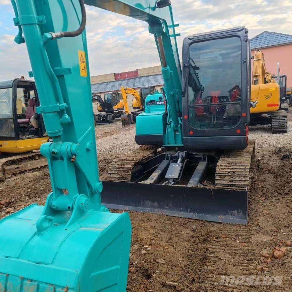 Kobelco SK 75 Gravemaskiner på larvebånd