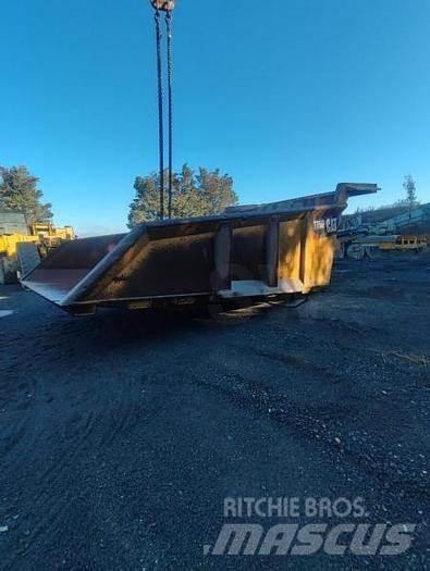 CAT BENNE CAT 775G Entreprenør - Andet
