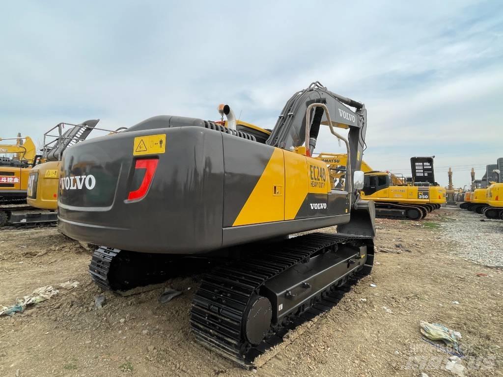 Volvo EC 240 Gravemaskiner på larvebånd
