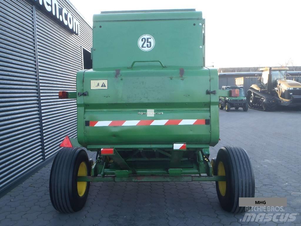 John Deere 590 Rundballe-pressere