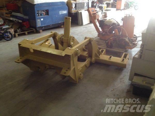 CAT 140H/160H Ripper Entreprenør - Andet