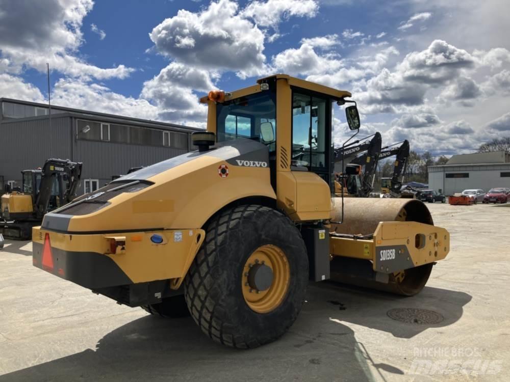 Volvo SD135B Jordvibrationstromler