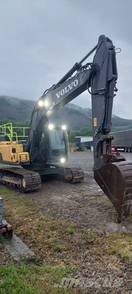 Volvo EC 220 DL Gravemaskiner på larvebånd