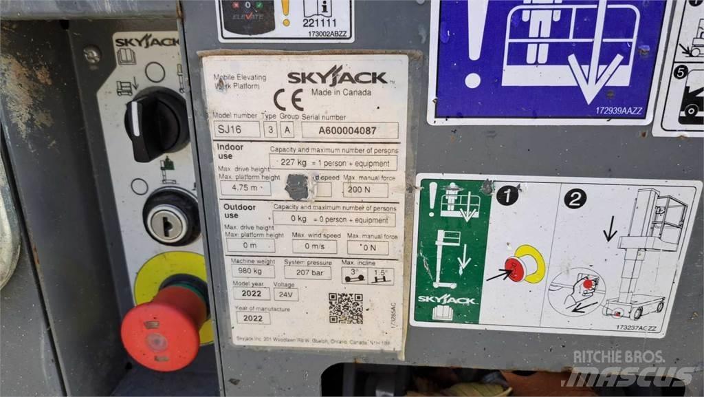SkyJack SJ16 Andre lifte og platforme