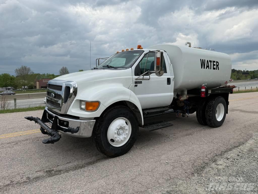Ford F 650 Tankvogne - vand