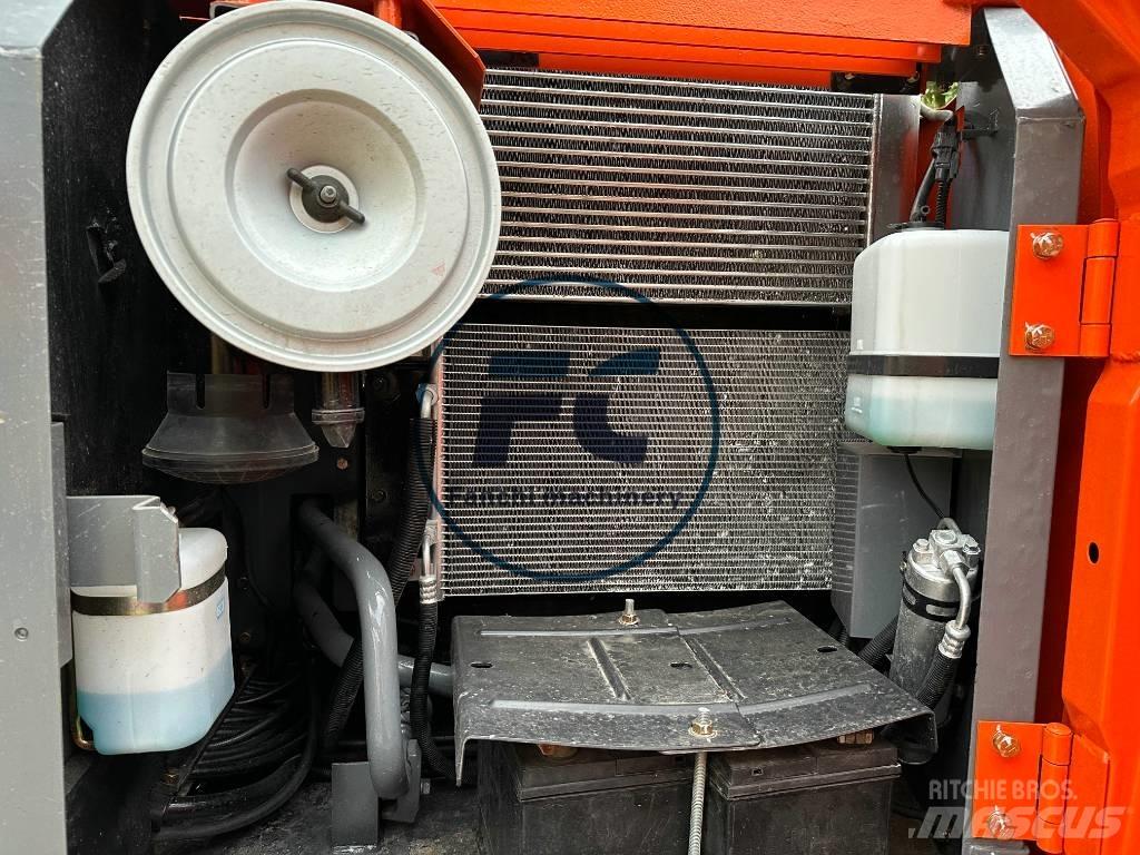 Hitachi ZX 120 Gravemaskiner på larvebånd