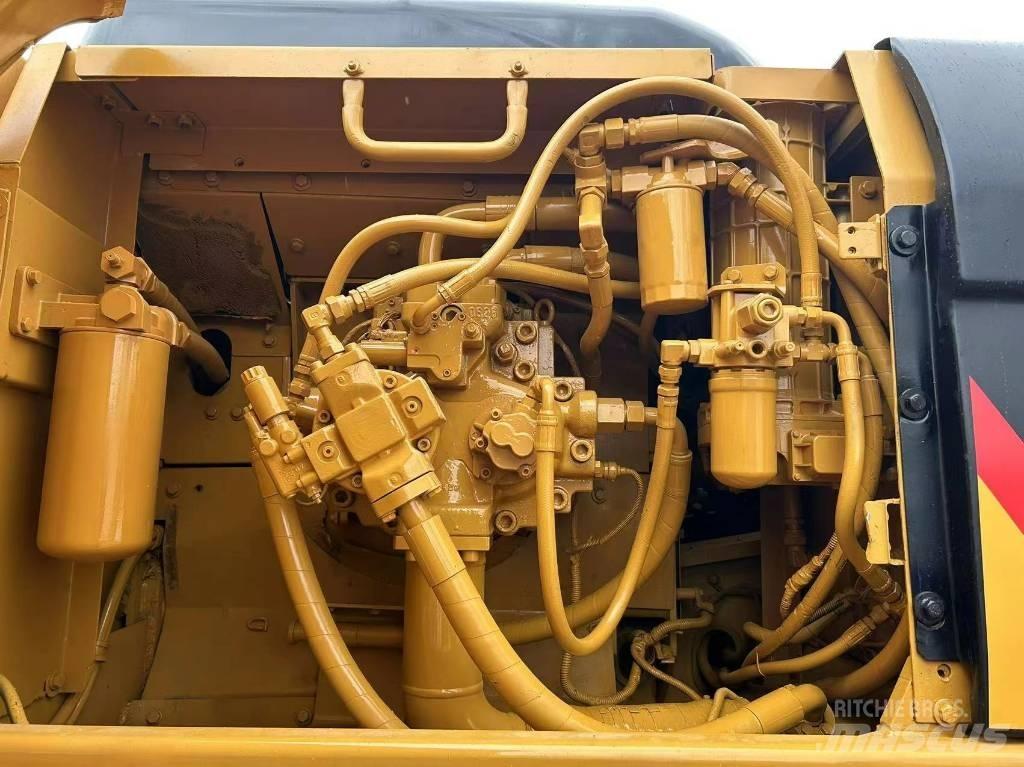 CAT 336 Gravemaskiner på larvebånd