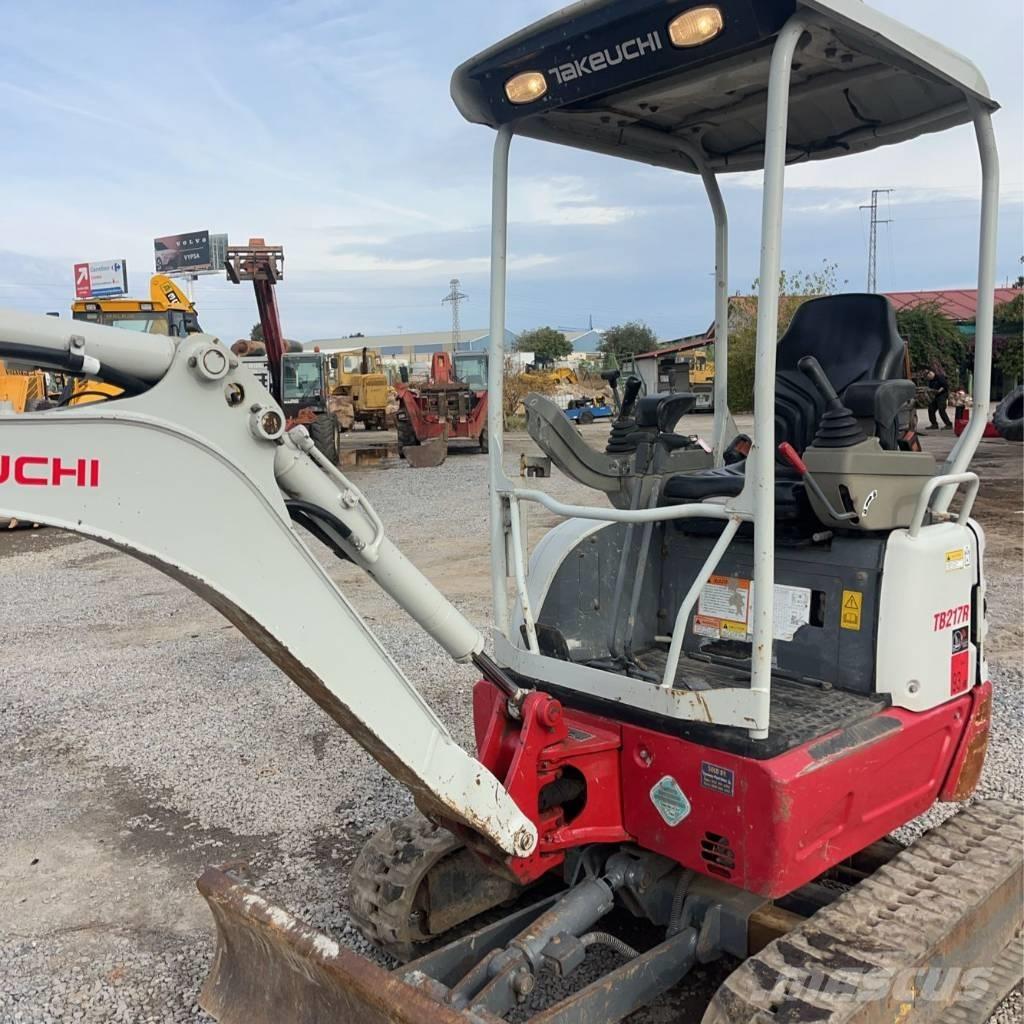 Takeuchi TB 217 R Minigravemaskiner