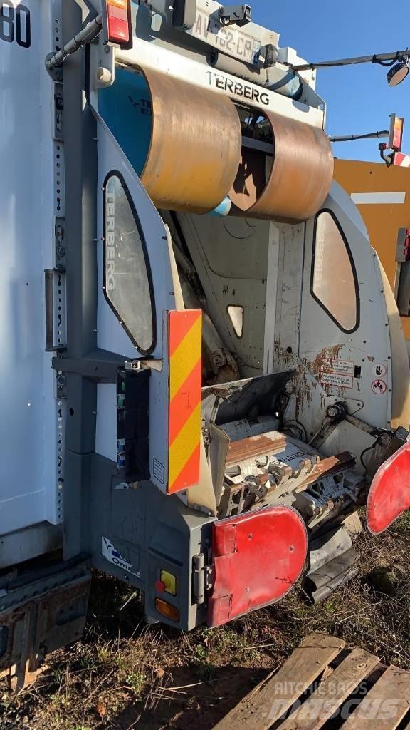 Dennis Elite 2 Renovationslastbiler