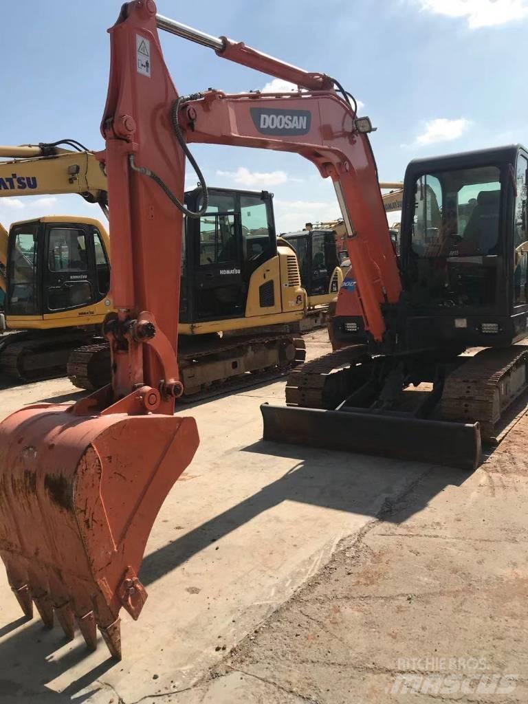 Doosan DX 60 Gravemaskiner på larvebånd