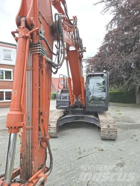 Hitachi ZX 210 LC-6 Gravemaskiner på larvebånd