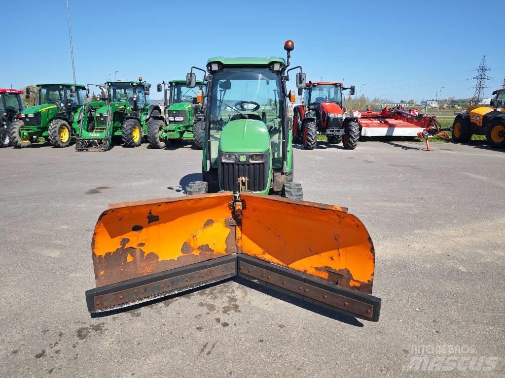 John Deere 3720 Kompakte traktorer