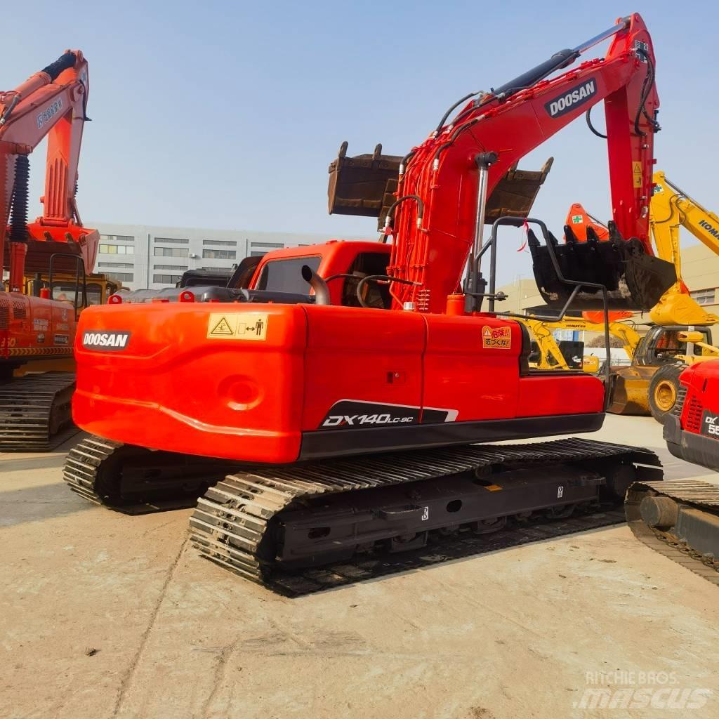 Doosan DX140LC-9C Gravemaskiner på larvebånd