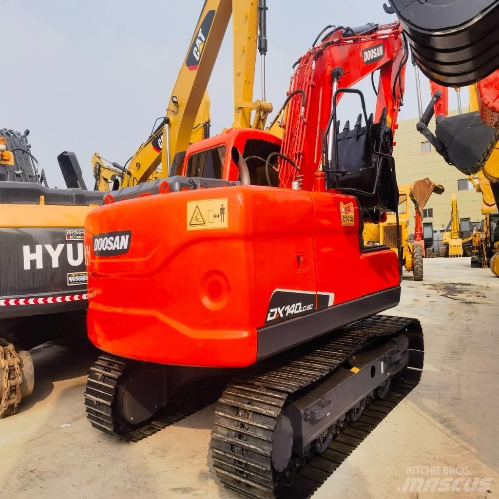 Doosan DX140LC-9C Gravemaskiner på larvebånd