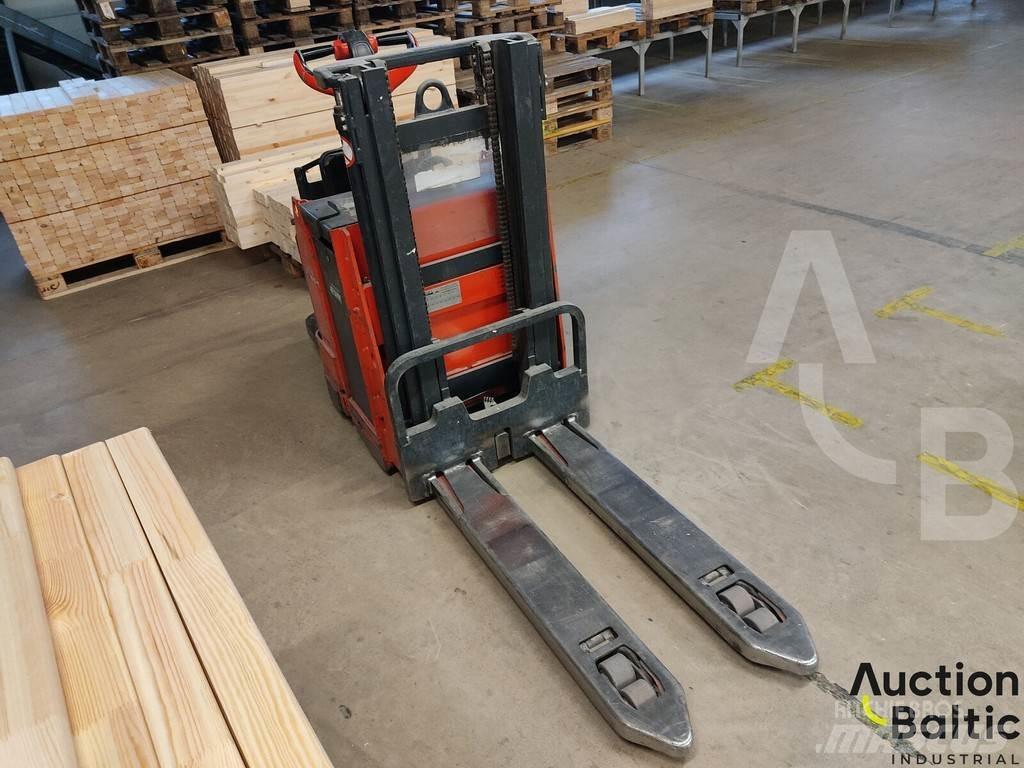 Linde L12 L Gaffelstabler med gående fører