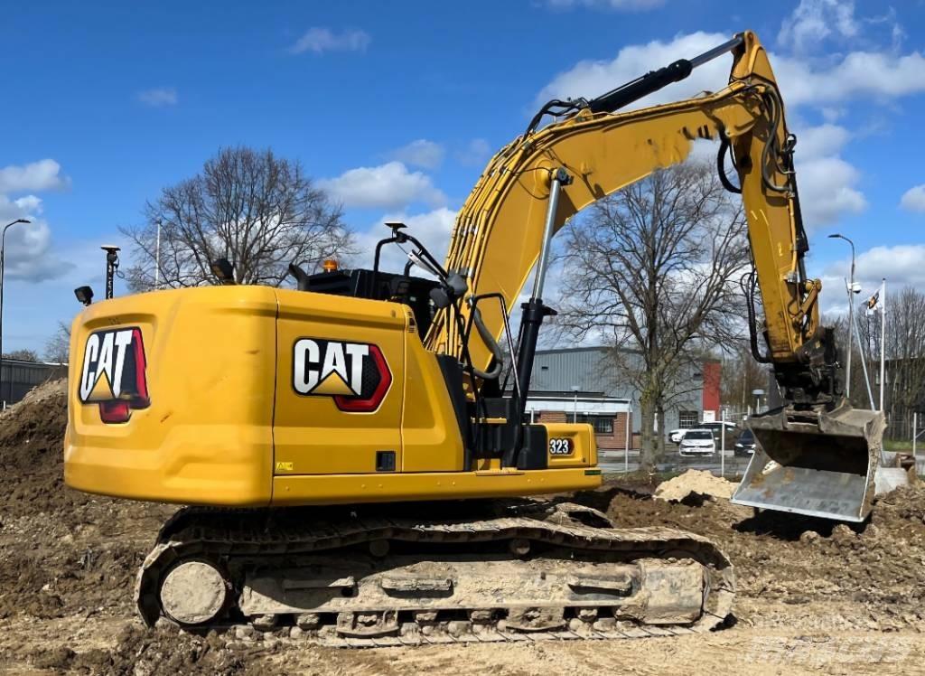 CAT 320 Gravemaskiner på larvebånd