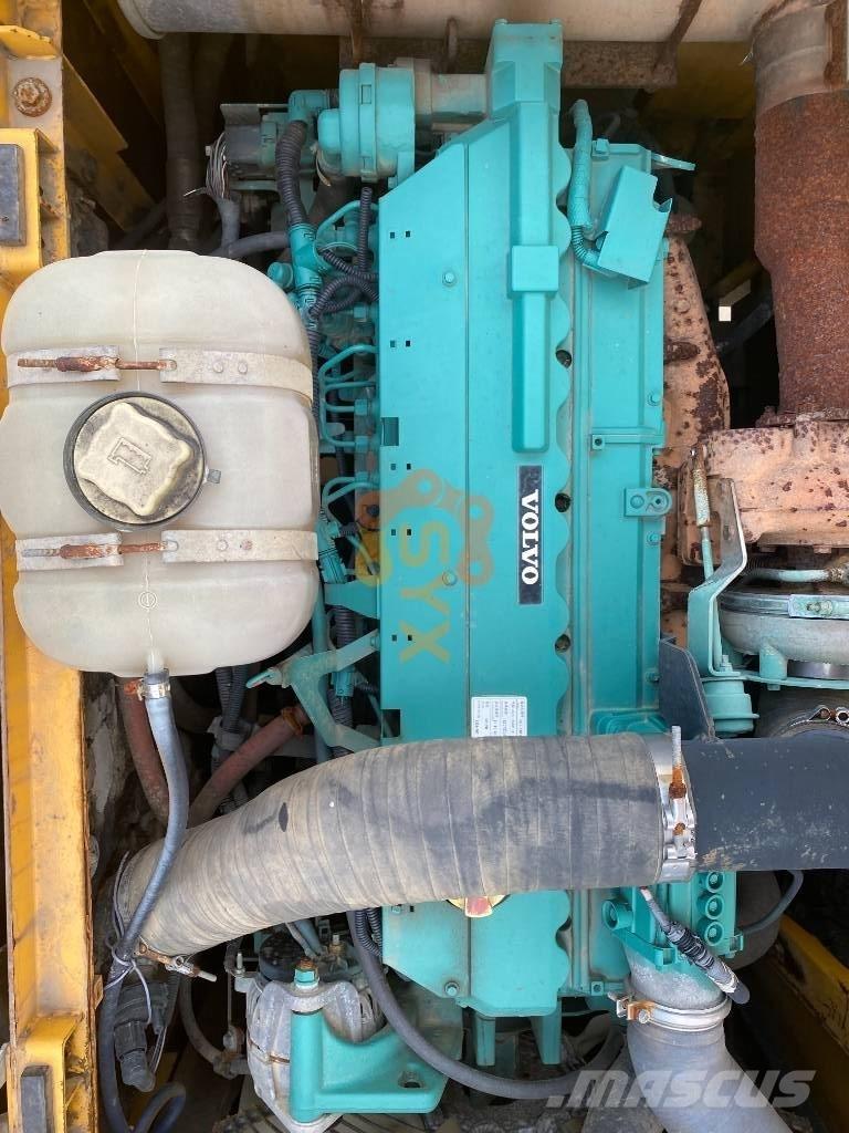 Volvo EC 240 B LC Gravemaskiner på larvebånd