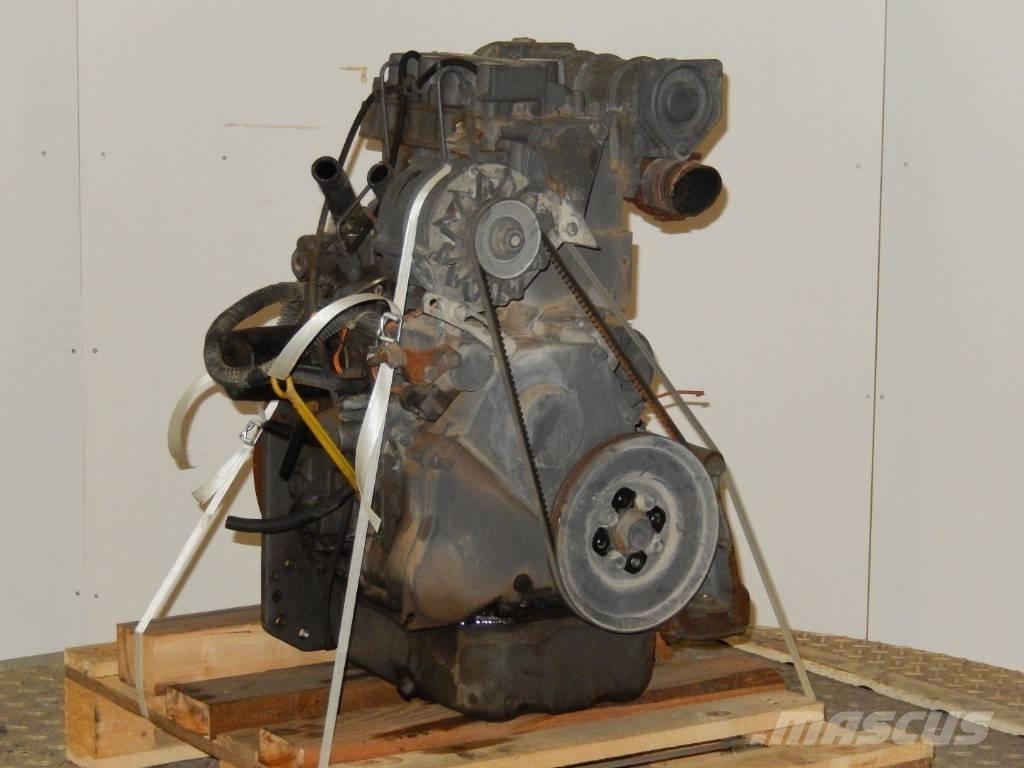 Deutz F2M1011 Motorer
