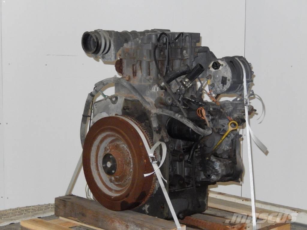 Deutz F2M1011 Motorer