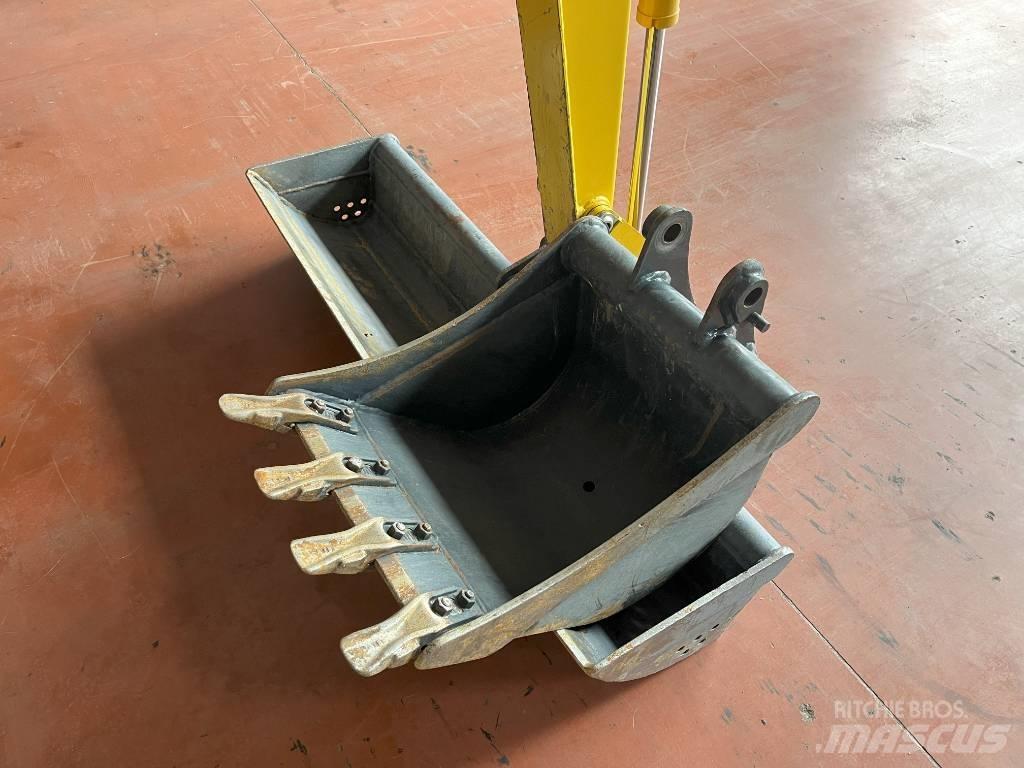 Komatsu PC 24 MR 5 Minigravemaskiner
